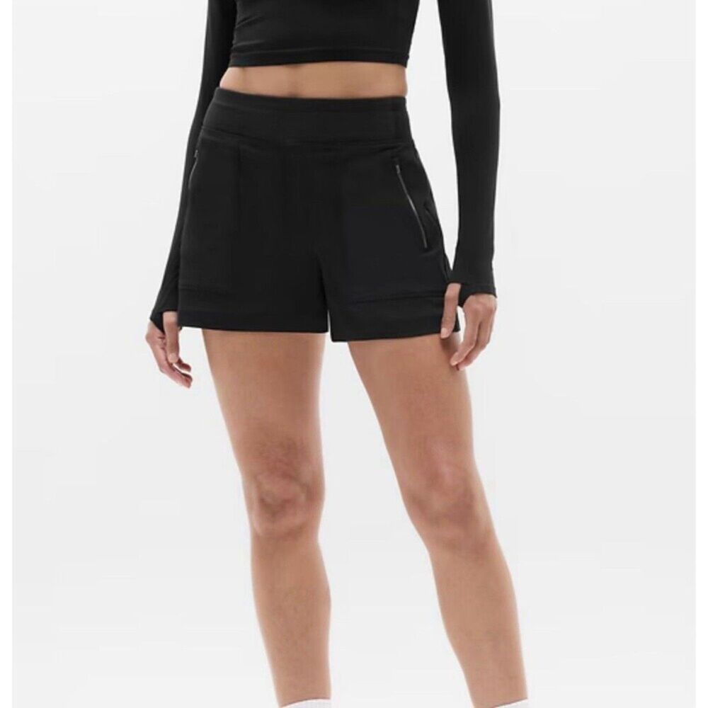 Athleta Trekkie North Mid Rise Nylon Shorts Women’s 16 Lightweight Hiking Shorts